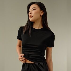 Lilysilk Black Slim Fitted Silk Jersey Tee Semi Cropped L